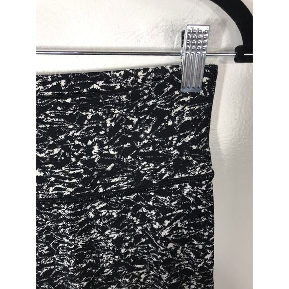 Lululemon 6 Wunder Under Pant Legging Iced Wave White Black Luxtreme Athleisure - Picture 2 of 12